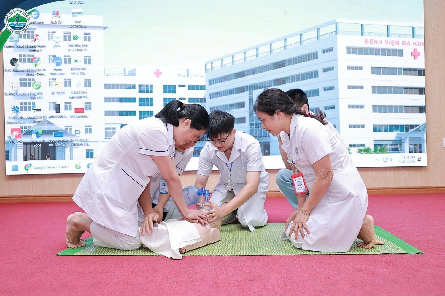 Bệnh viện Đa khoa Phúc Yên tổ chức tập huấn nâng cao kỹ năng cấp cứu cho cán bộ, nhân viên y tế