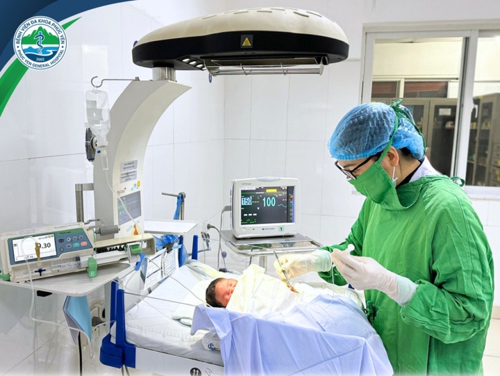 Đổi mới toàn diện, nâng cao chất lượng phục vụ người bệnh