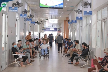 Ngày đầu trở lại sau kỳ nghỉ lễ 2/9: Bệnh viện Đa khoa Phúc Yên nhộn nhịp, sẵn sàng đón người bệnh